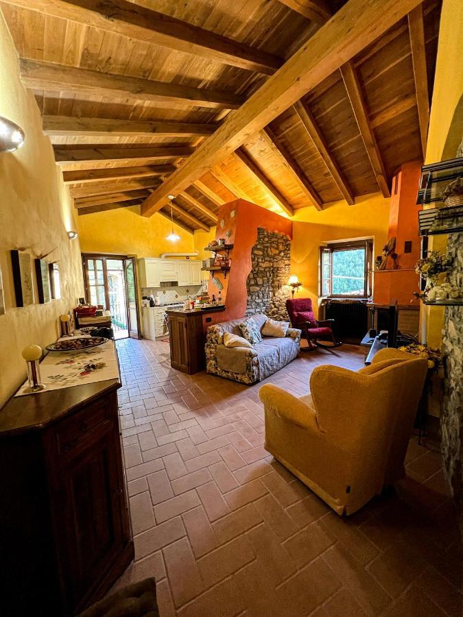 Old Village Linda - Tra Lunigiana & Cinque Terre Comano  Eksteriør billede